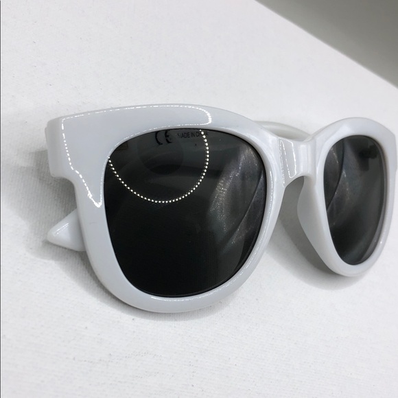 J.crew classic always on trend style sunglasses thick plastic white frame. - Picture 3 of 8